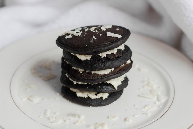Vegan Oreo Pancakes