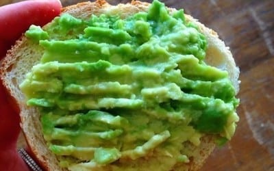 Here’s What Real Healthy People Actually Snack On
